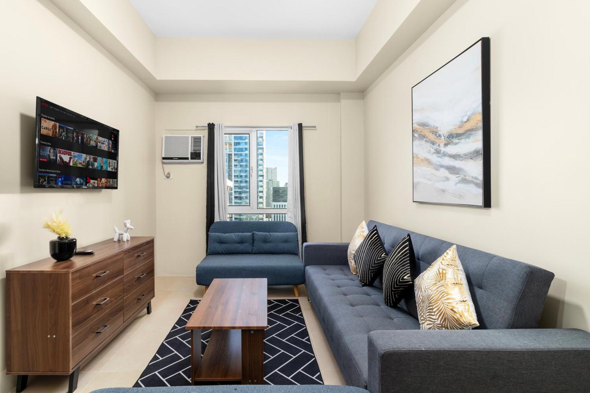 Skyline 1br In It Park - Group Friendly Apartment *